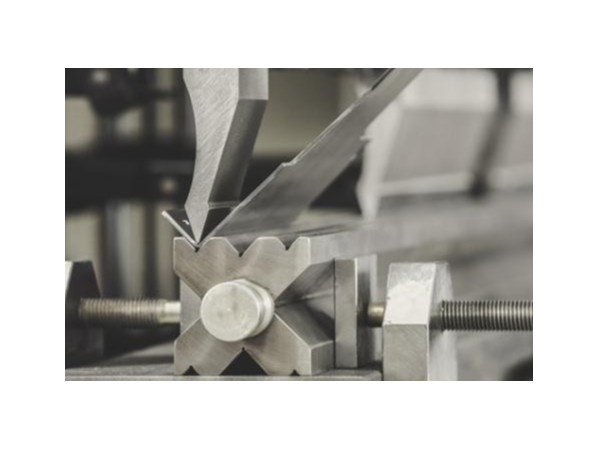 國外鈑金加工技術的3種輔助工具操作視頻演示 國外鈑金加工技術的3種輔助工具操作視頻演示