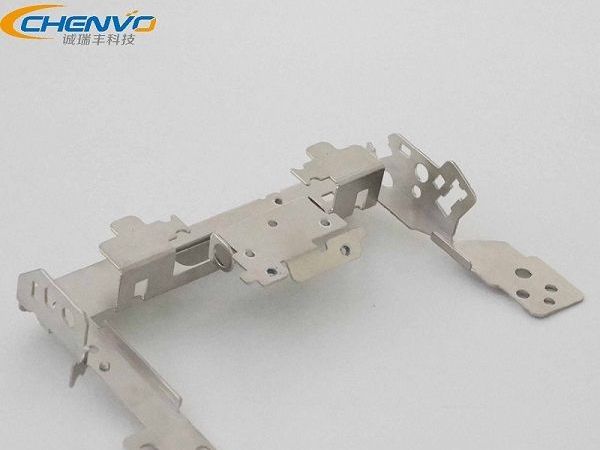 結合板五金沖壓件 結合板五金沖壓件