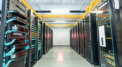 鈑金加工廠-服務器機柜生產